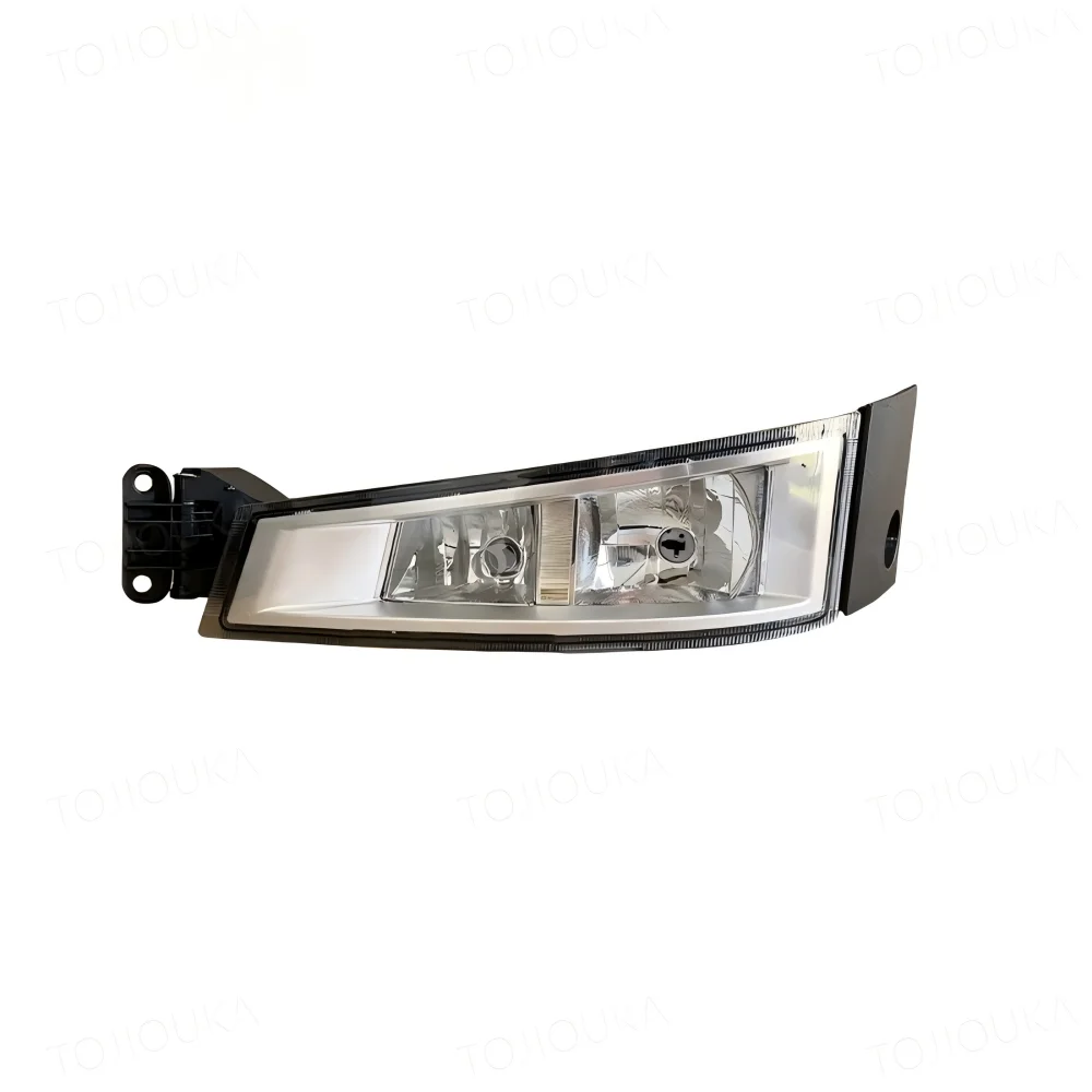 1 Pcs Suitable For Volvo Trucks Left And Right Fog Light  Fog Lamp 84186279 82140763 82140744 84186281 Without light bulb