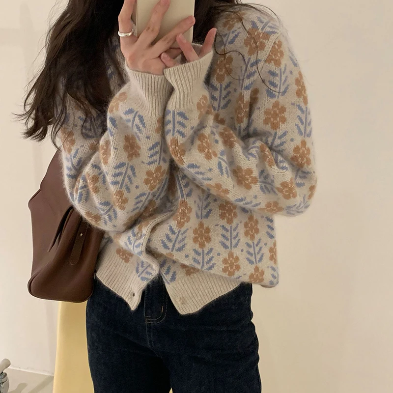 

Winter Women's Sweater Flower Print Long Sleeve Top Oversized Pullover O-Neck Classic Vintage Knitted Sweaters for Woman Blouse