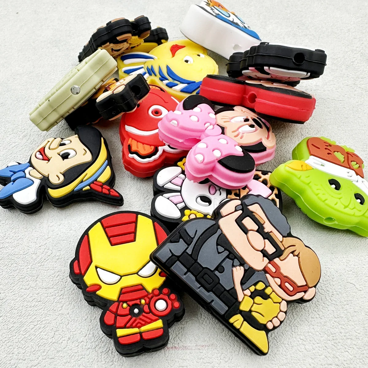 10pcs Cartoon Character Silicone Focal Beads Cute  Silicone Bead for DIY Pen Keychain Necklace Bracelet Jewelry Making Wholesale - view 5