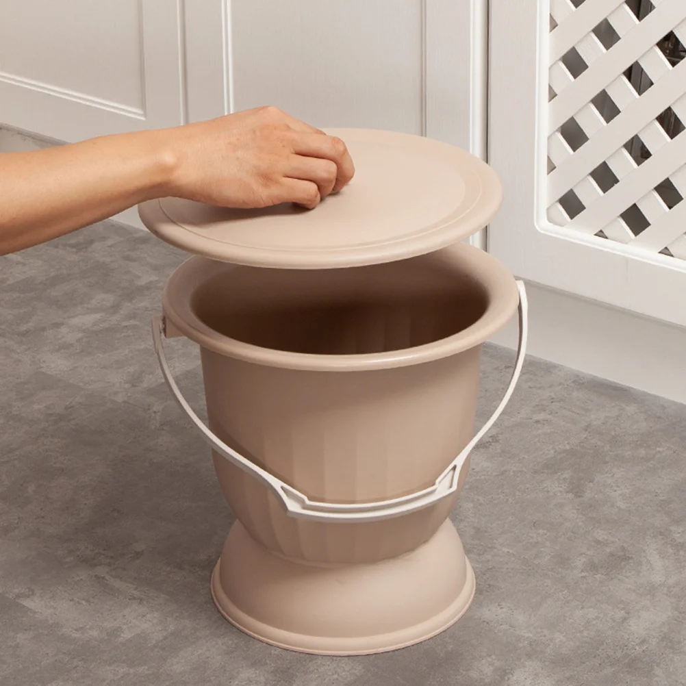 

High Base Urinal Pot Plastic Chamber Bedpan For Adult Elder Portable Night Use Sealed Lid Easy Clean Stain Resistant