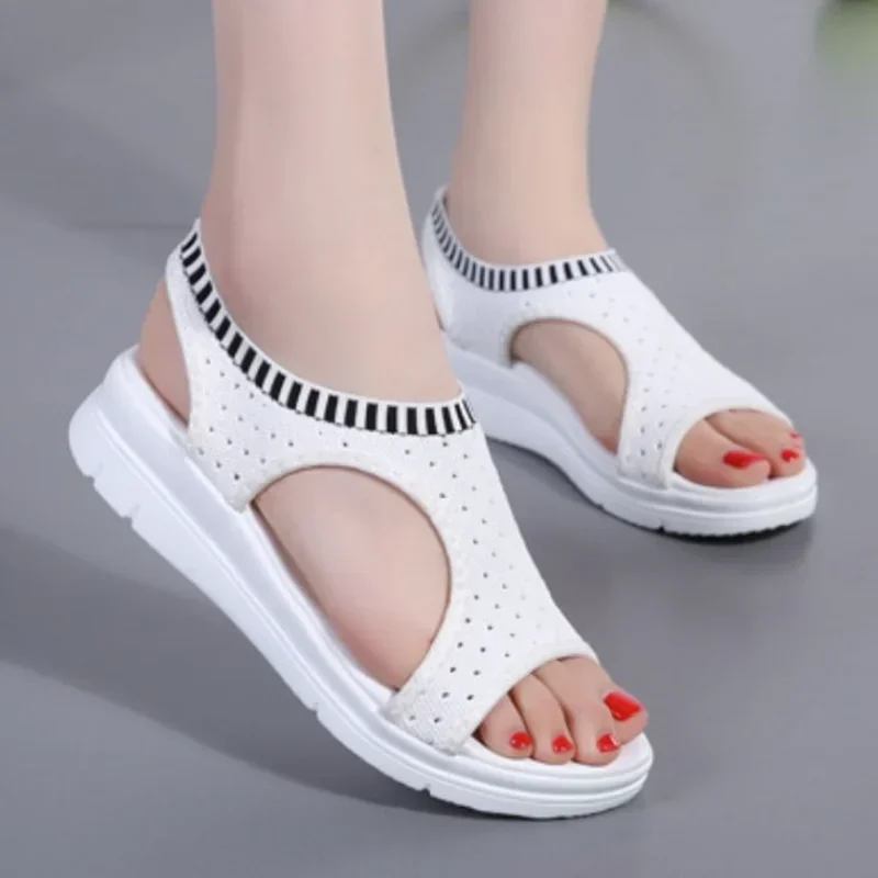 Dames Sandalen Ademende Comfort Shopping Dames Wandelschoenen Sleehakken Zomer Platform Sandaal Schoenen Mujer Plus Maat 42