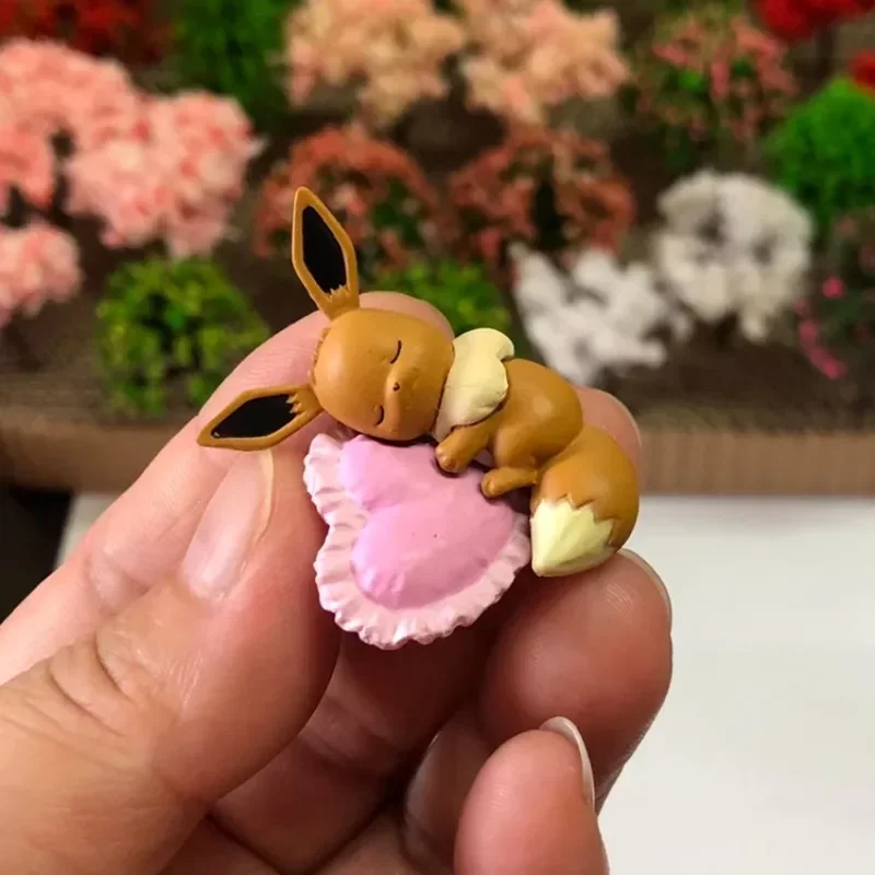 Mini muñecas en miniatura de Pokémon Eevee, modelos de juguetes de colección de ornamentos, combate posturas, sittings, Sleepes