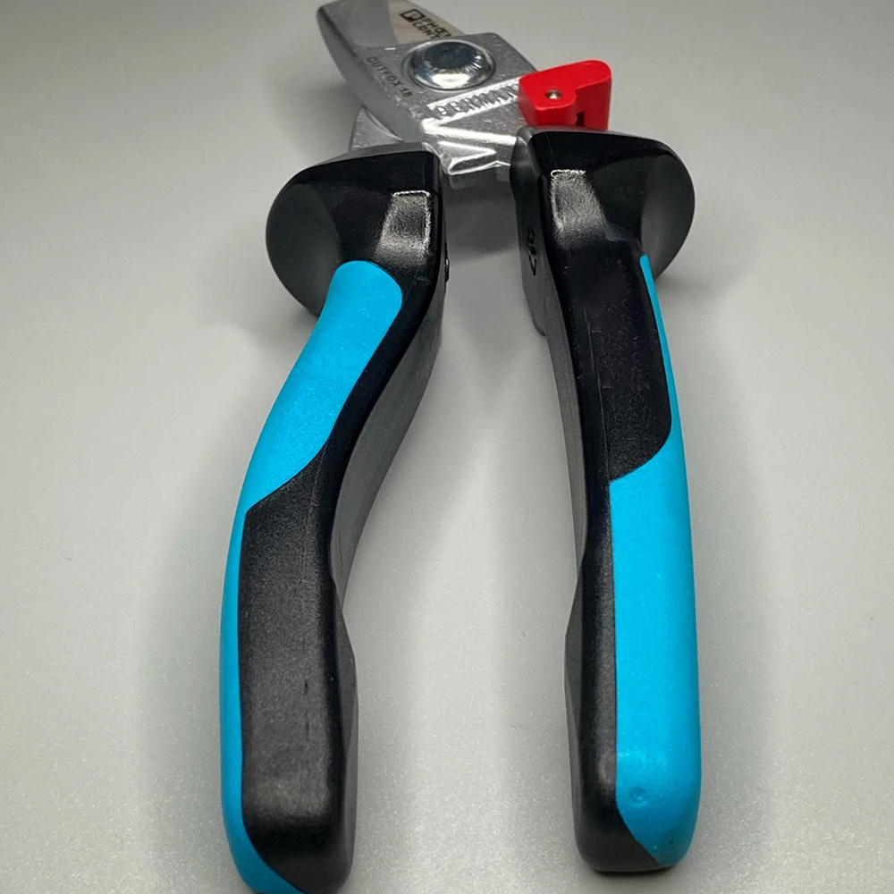 CUTFOX 18. 1212129   Инструмент для резки кабеля Phoenix