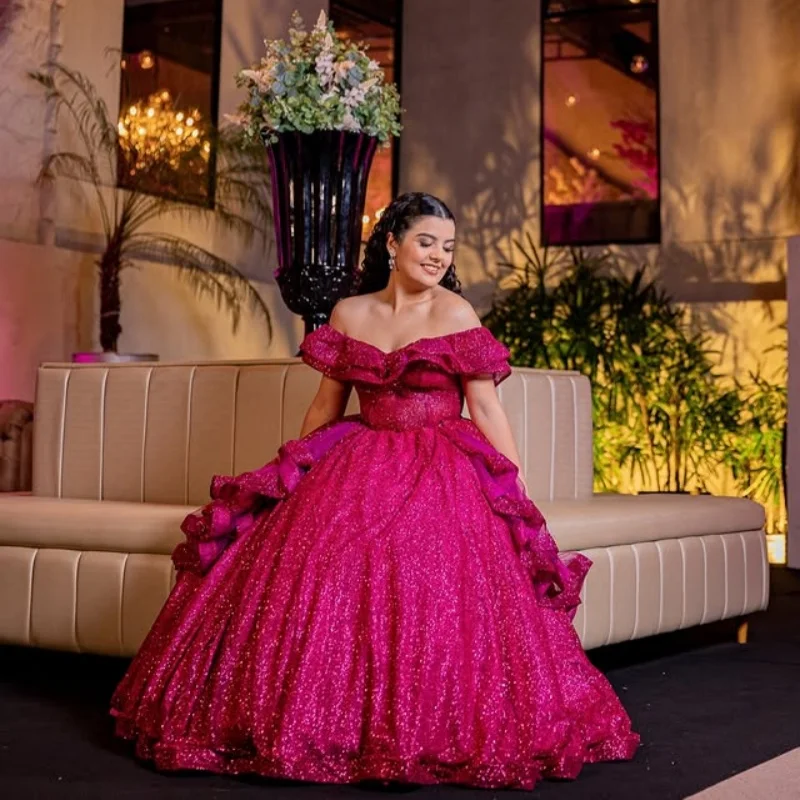 

Customized Shiny rose pink Quinceanera Dresses Off the Shoulder decal layering Long tail Vestido 15 Quinceanera