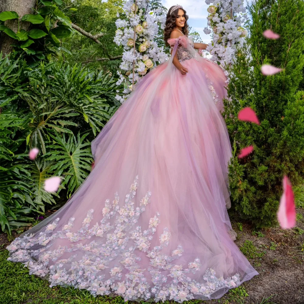 Glittering Pink Qui…