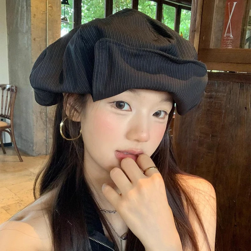 Japanese Black Striped Temperament Beret Women's Summer Thin Breathable Large Version Short Brim Sunshade Octagonal Painter Hat