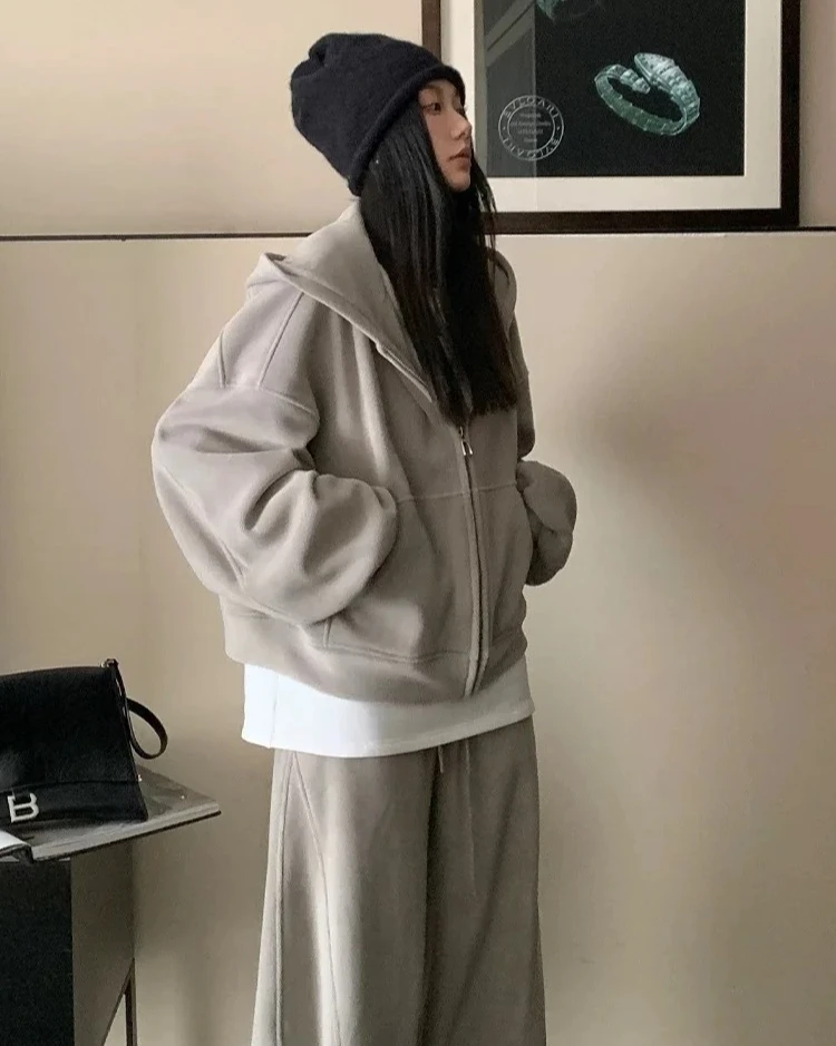 طقم ملابس رياضية كاجوال عصرية للنساء بنطال ذو قصة أرجل واسعة وسويت شيرت للتنحيف مكون من قطعتين #4