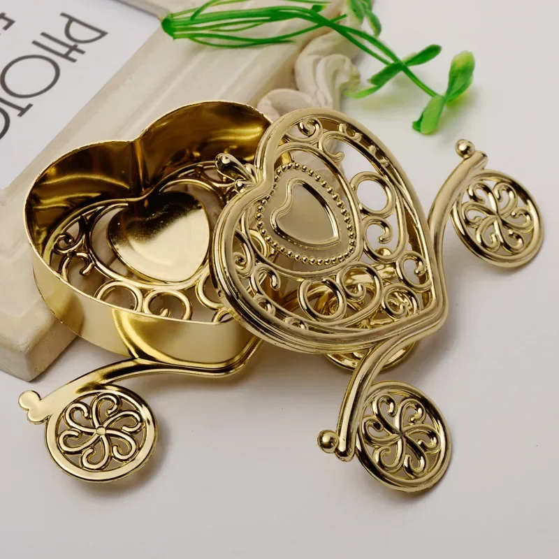1Pcs Golden Creative Carriage Sweet Candy Box Chocolate Gift Birthday Wedding Party Decor