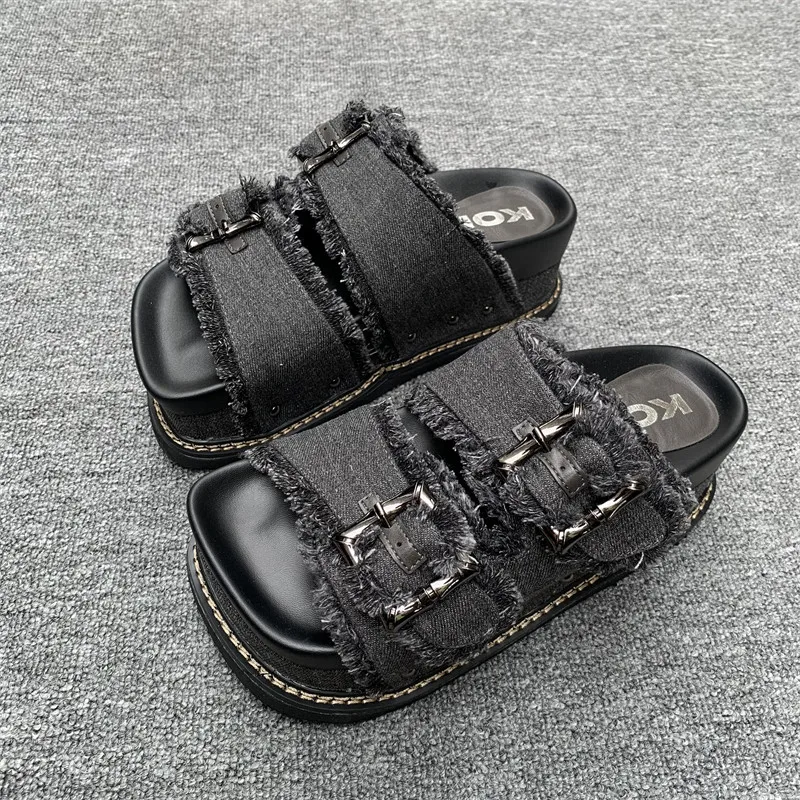 

Летние новые модные универсальные повседневные сандалии-шлепанцы с закрытым носком для женщин в стиле Y2K, на толстой подошве, удобные, с одной лямкой