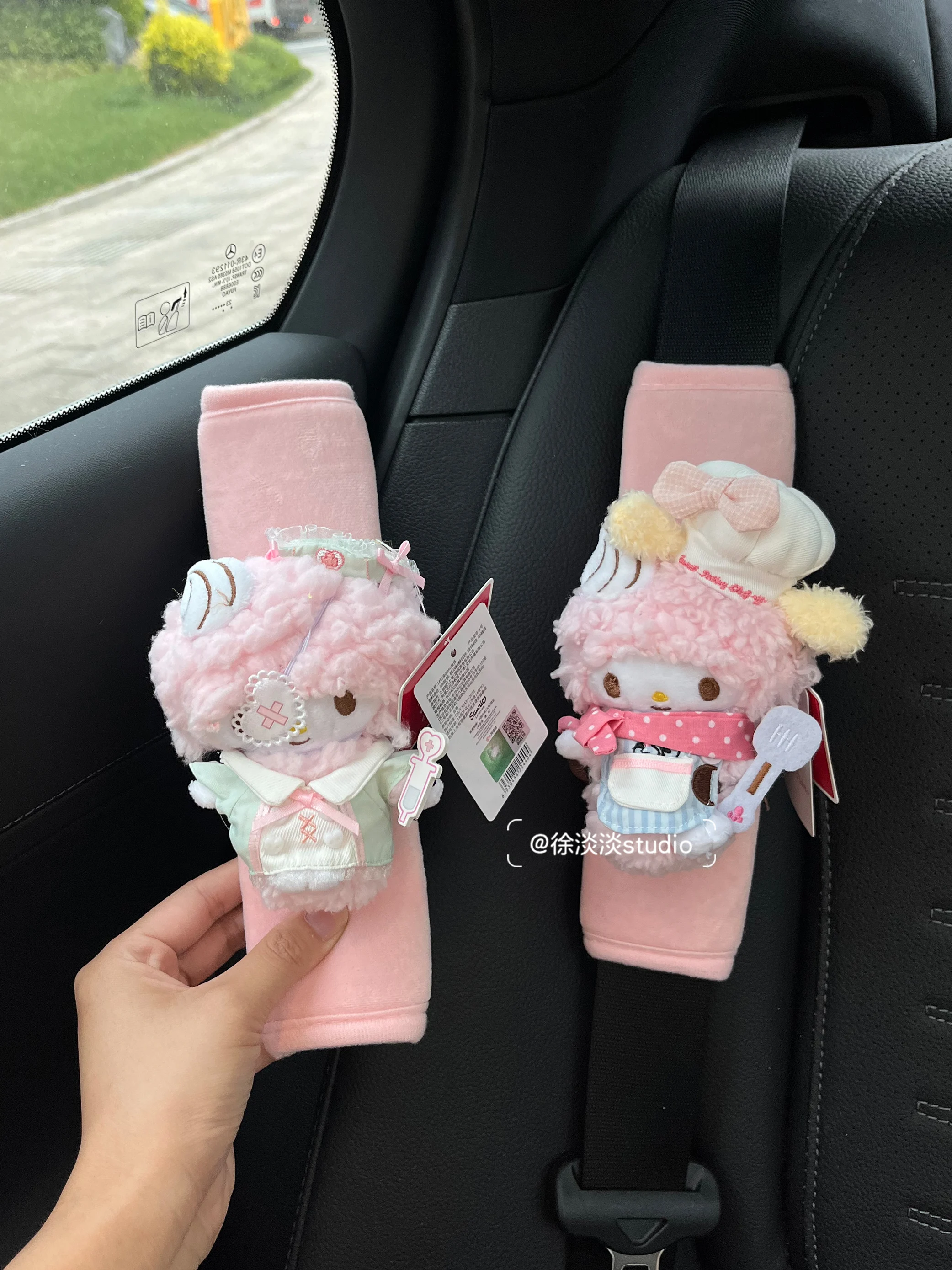 الوردي مرحبا كيتي لطيف الكرتون مقعد السيارة حزام غطاء السيارات حزام الأمان سلامة الكتف وسادة لينة حامي