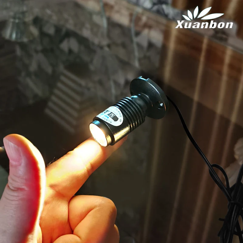 Drobno regulowany rozmiar wiązki ogniskowanie światła LED do sufitu AC220V 3W Obrotowa głowica lampy do biżuterii z witryną szafkową