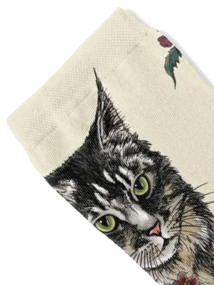 ShopForShelters: Proceeds Support No-Kill Shelter Initiatives - Maine Coon Cat in WildFlowers Socks