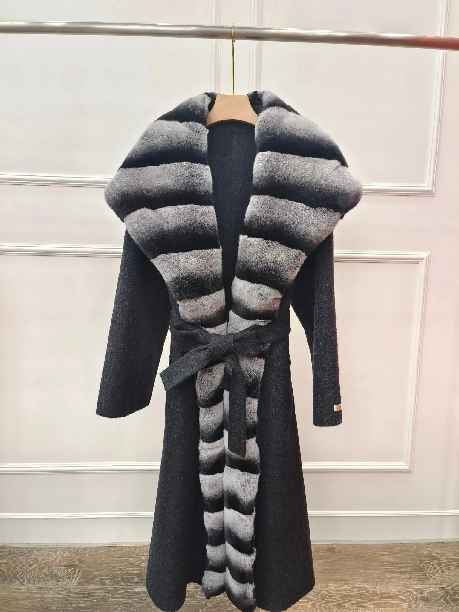 Vrouwen natuurlijke Rex konijnenbont wolmengsels dikke warme lange bovenkleding met riem casual echt bont kapjas