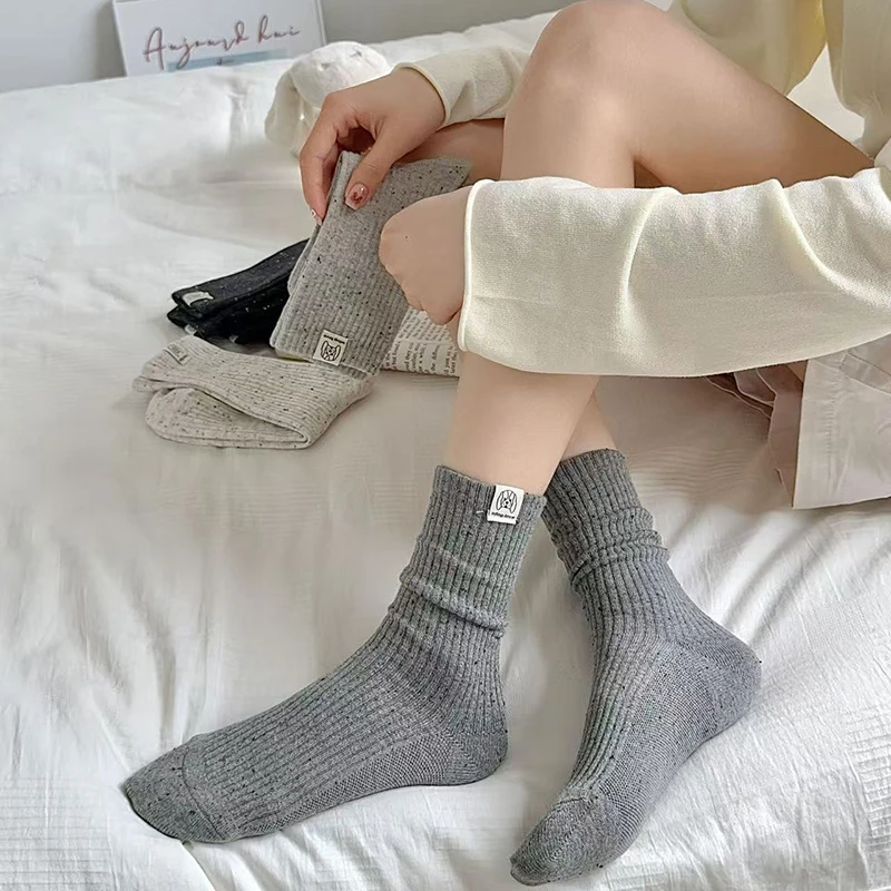 1/5 Pairs Women Autumn Winter Small Dog Pattern Mid Tube Socks Fashionable Korean Style Soft Comfortable All Season Casual Socks