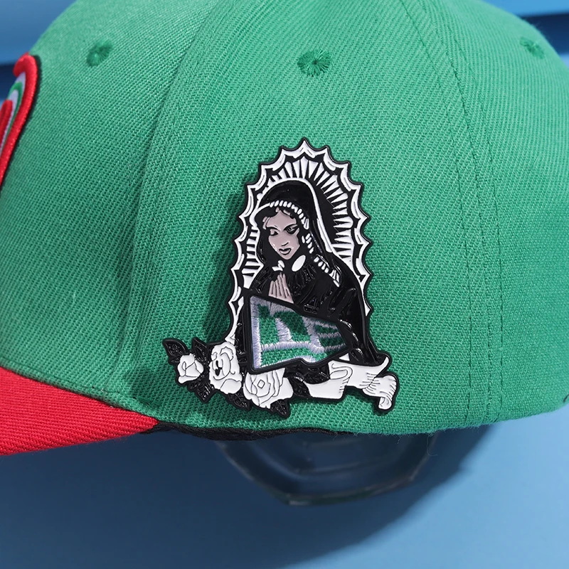 Retro Decorative Metal Hat Mexican Our Lady of Guadalupe Pins Saint Jew Enamel Painted Brooch Badge Clothing Accessories