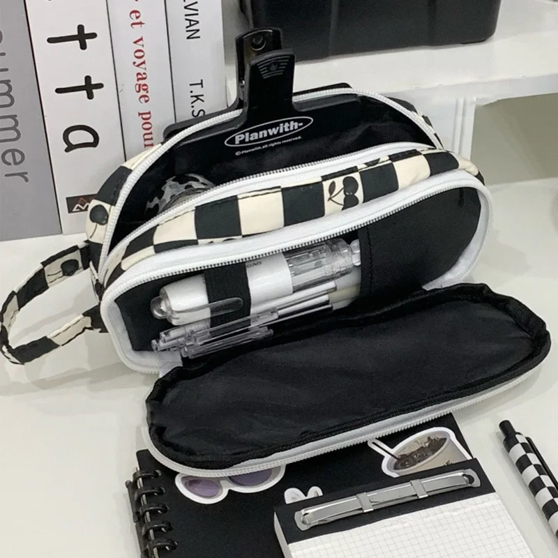 1 Pc Fashion Student Pencil Case Classic Checkboard Stationery Pencil Bag Black White Color High Capacity Scrapbook Storage Bag