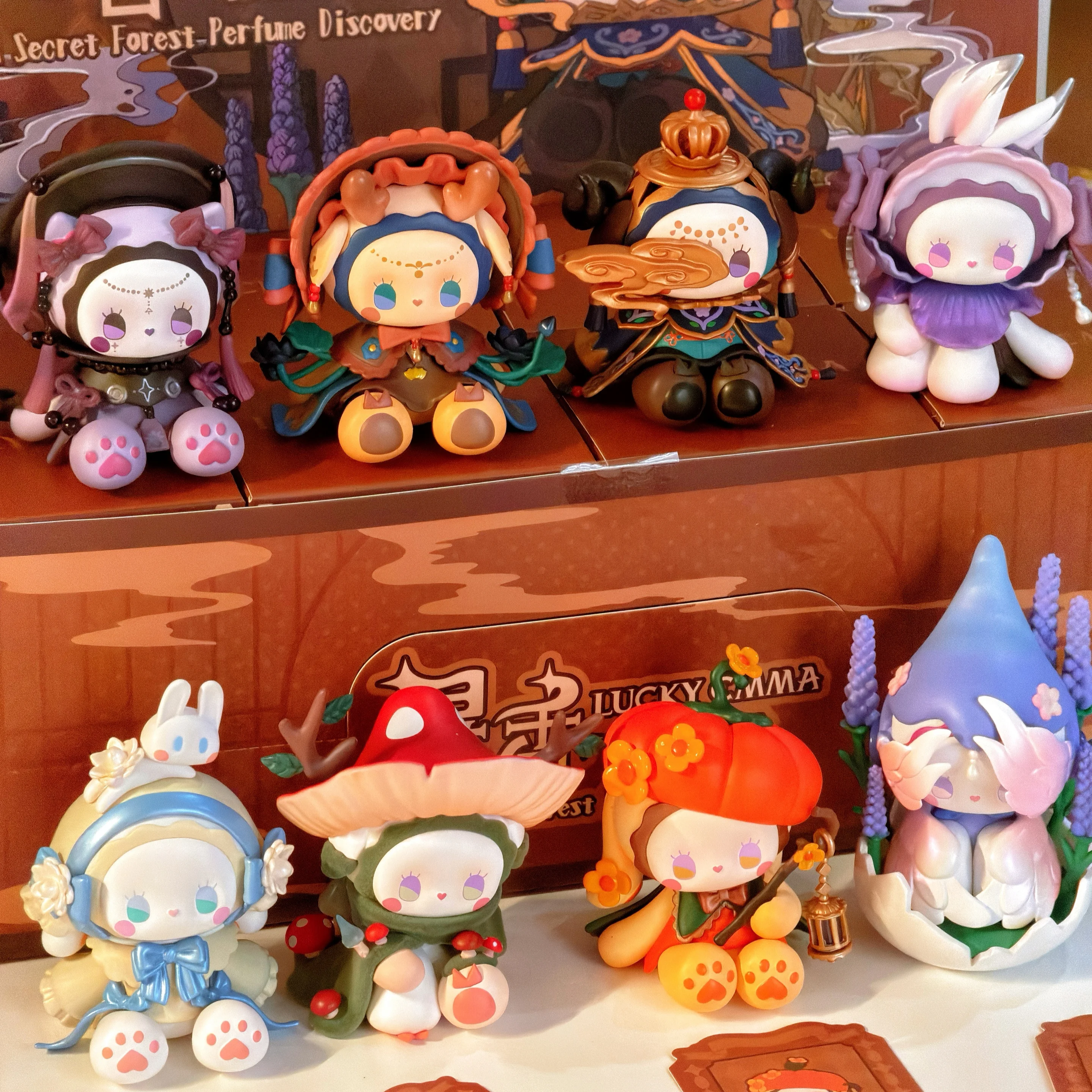 

Lucky Emma Emma Secret Forest Perfume Discovery Series слепая коробка милая мини-кукла настольные декоративные украшения коллекционные подарки
