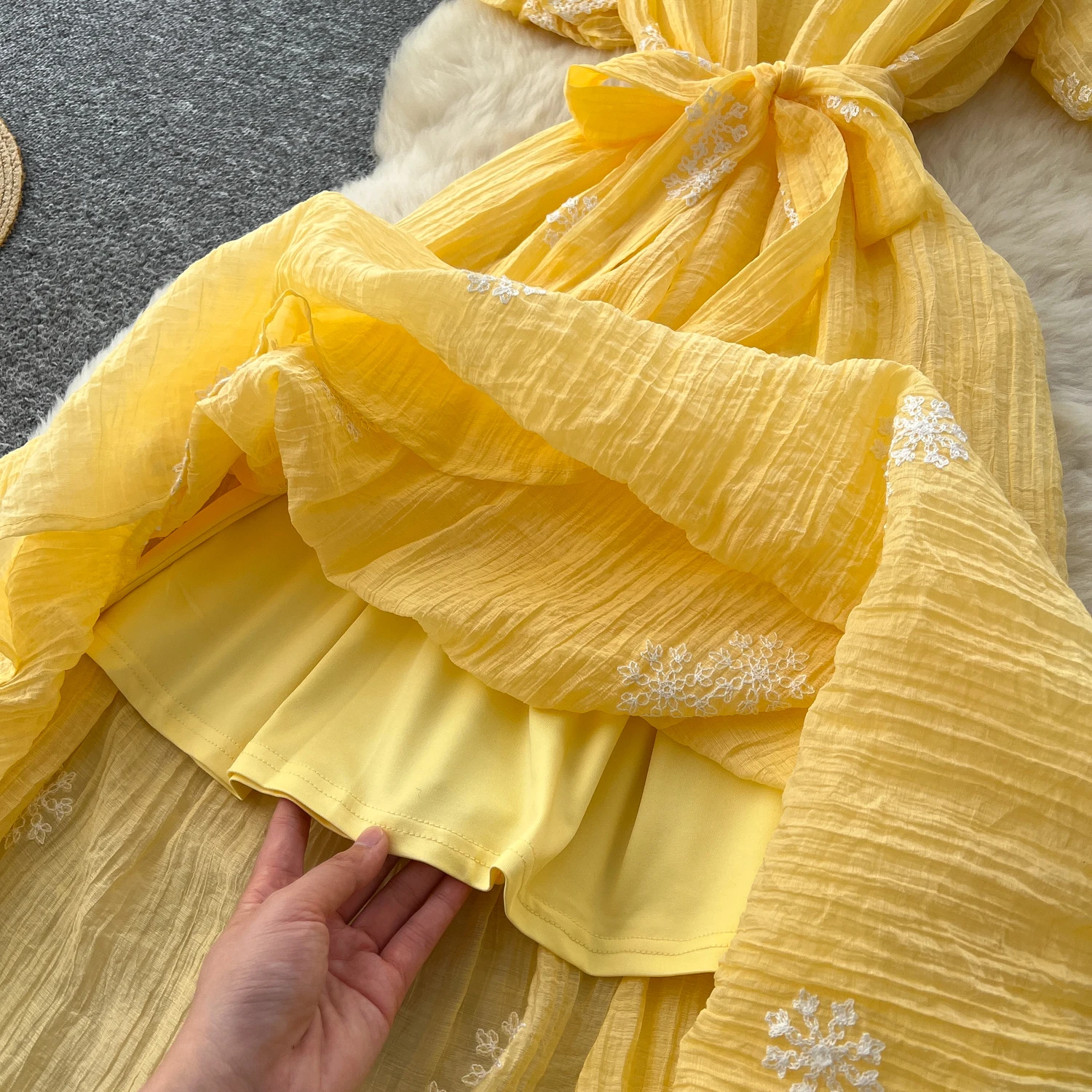 Chic vintage scollo a V maglia ricamata sottile elegante fata moda coreana Boho vestito estivo abbigliamento donna Abito lungo