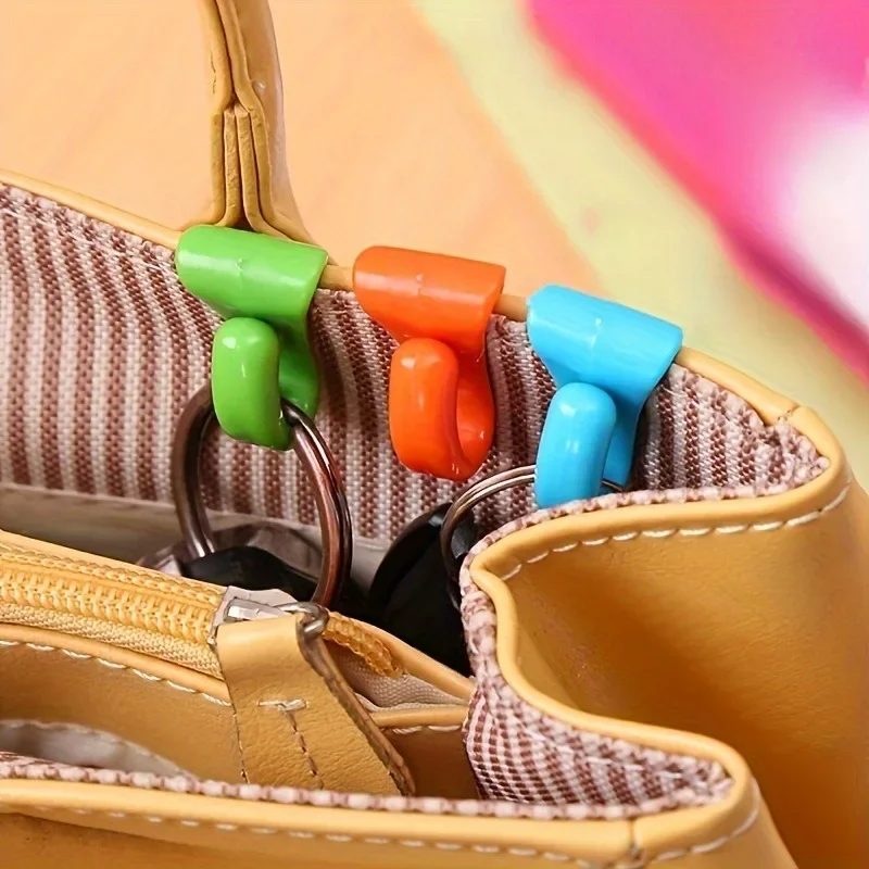 2 Pieces Plastic Bag Hook Key Clip Key Chain Hook Folder Key Clip Plastic Portable Anti-loss Clip