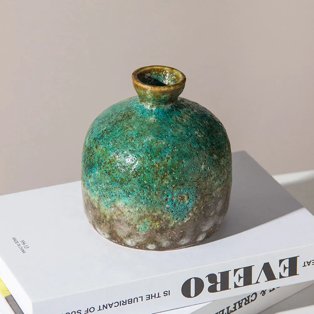 

1Pcs Ceramic Adornment Exquisite Workmanship Elegant Vase Shape Decorative Vase for Living Room Desk Office Domestic Decoration