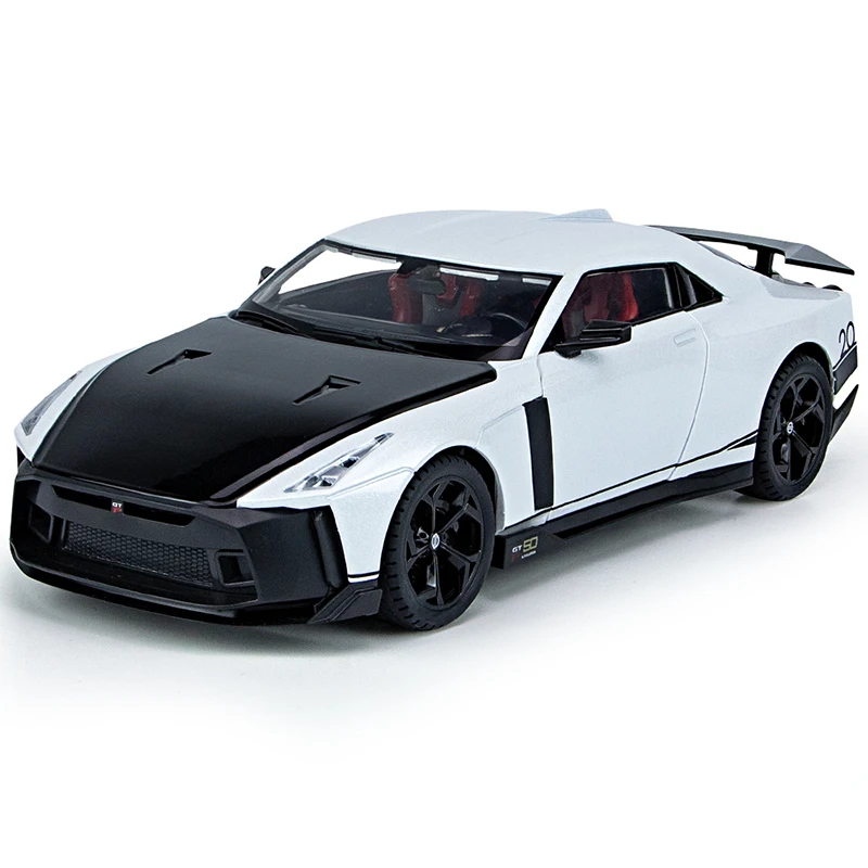 GTR Diecast Model Car Alloy Sports Car Toy Sound Light 1:18 Pull Back Alloy Toy Car Shock Absorber GTR Car Collectible Vehicle