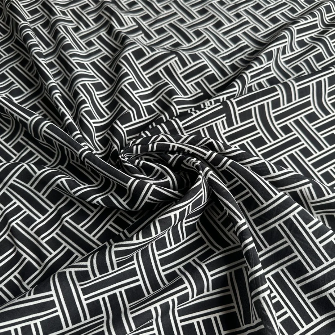 1 meter 100% Mulberry Silk 17 momme Crepe Silk Fabric White Black Printed 136cm 53.5\