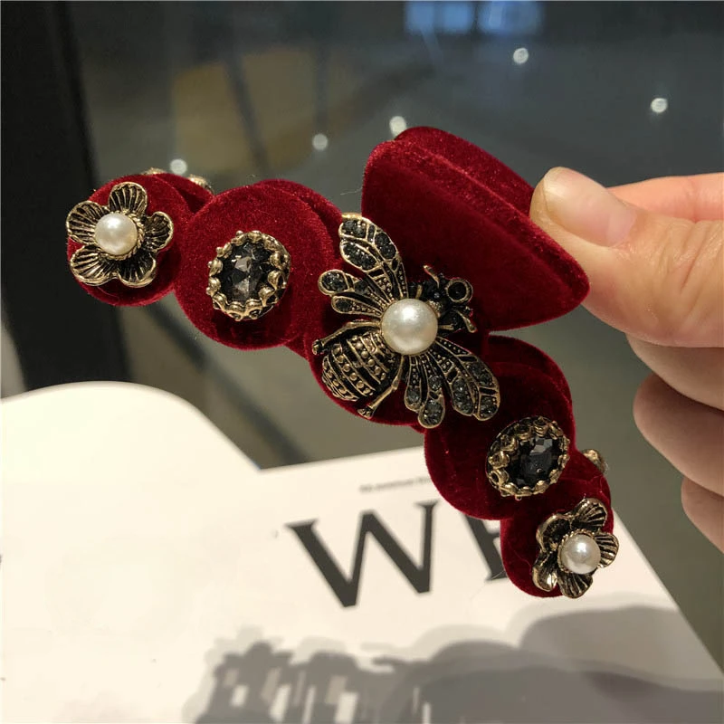 Nowy aksamitny uchwyt do włosów w stylu vintage Francuski styl dworski Barokowa pszczoła Perłowy kryształ Rhinestone Shark Klipsy do włosów Akcesoria do włosów