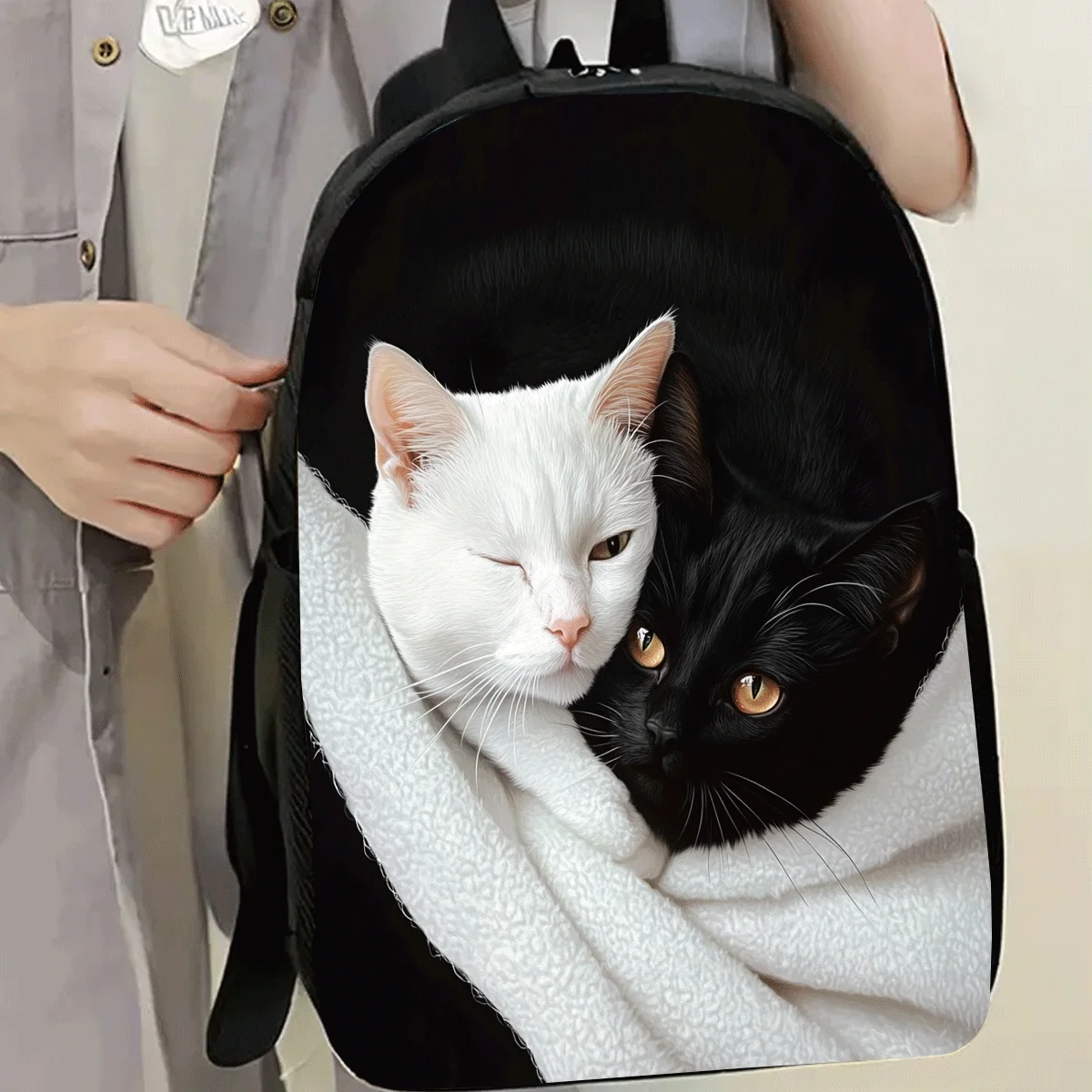 

[Authorized] JIT 1pc, Black and White Cat Large Capacity 17 Inch Casual Backpack Laptop Bag with Water Bottle Holder
