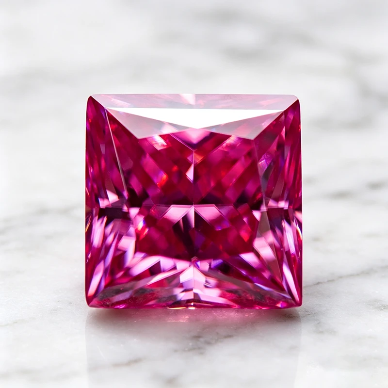 Moissanit-Stein im Princess-Schliff, rosa Farbe, im Labor gezüchteter Edelstein für DIY-Schmuckherstellung, besteht den Diamanttest mit Zertifikat. – Detail 3