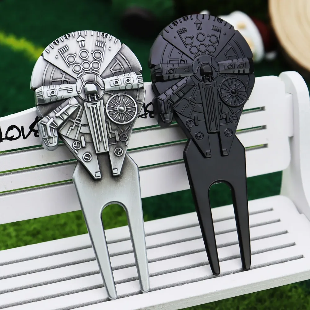 

Golf Divot Tool Spacecraft Golf Green Fork Magnetic Zinc Alloy Golf Ball Fork Multifunctional Portable Divot Fork Mark Location