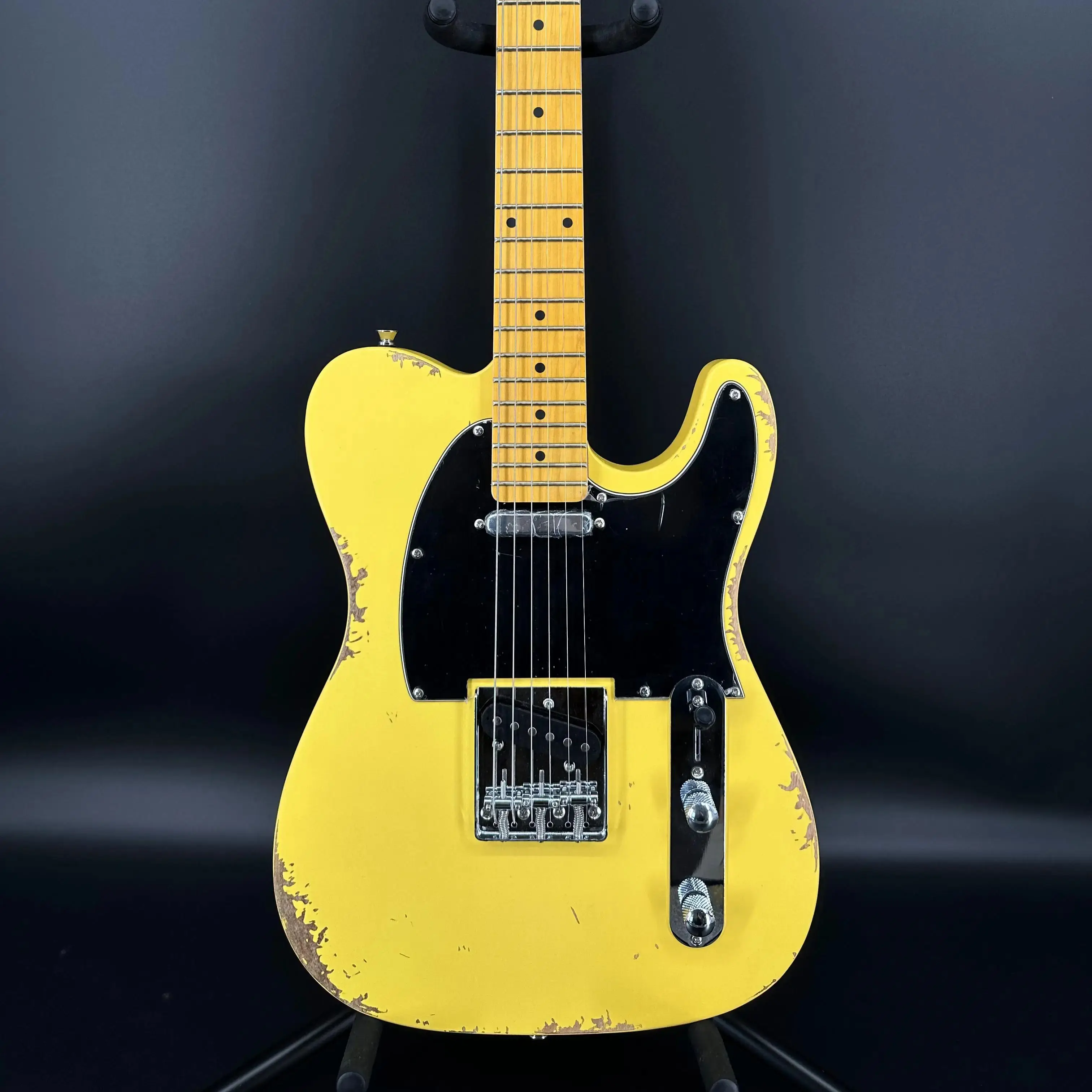 

Vintage yellow electric guitar with mahogany body and rosewood neck free shipping