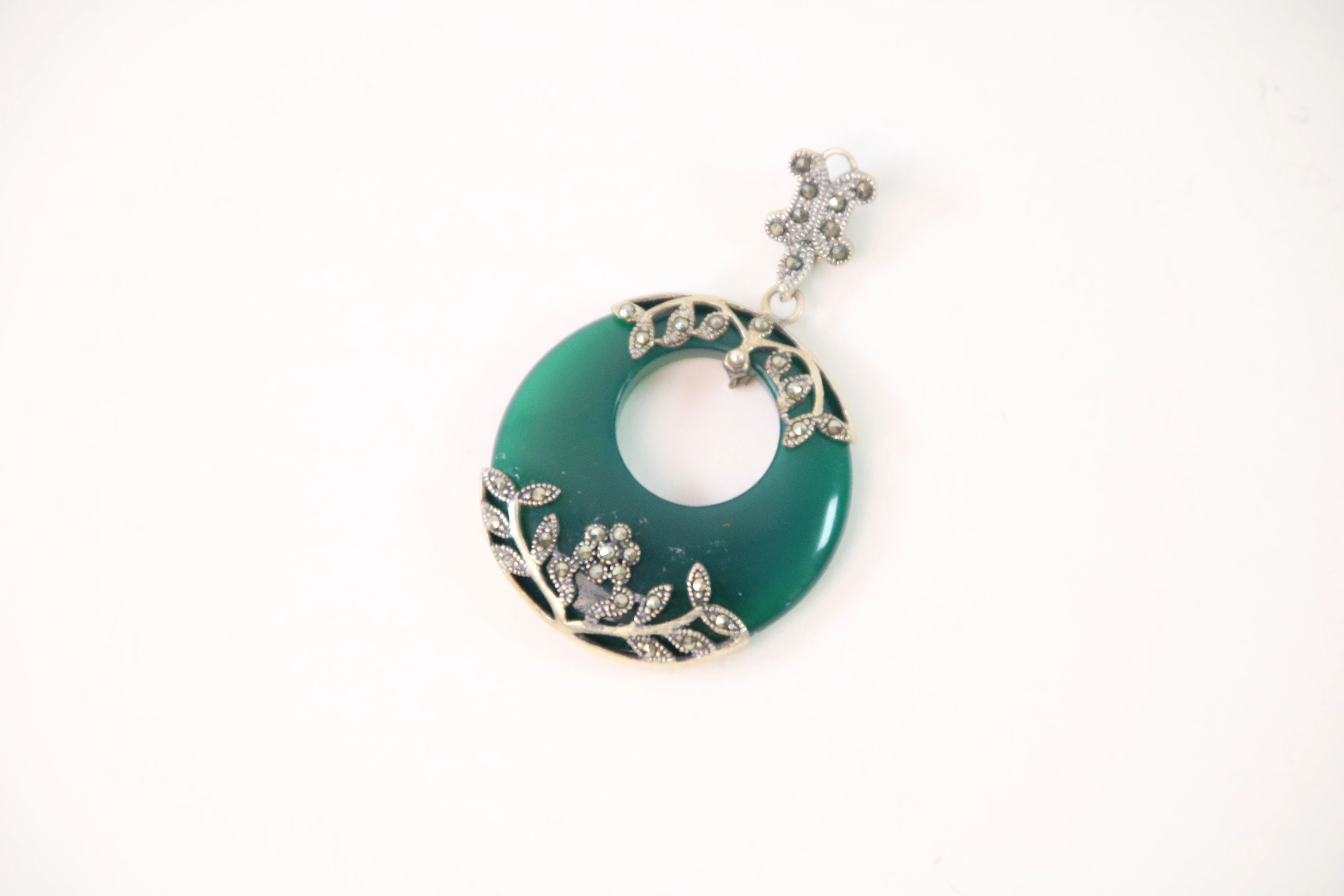 

2023 Chinese style Green stone pendant silver pendant for woman gift