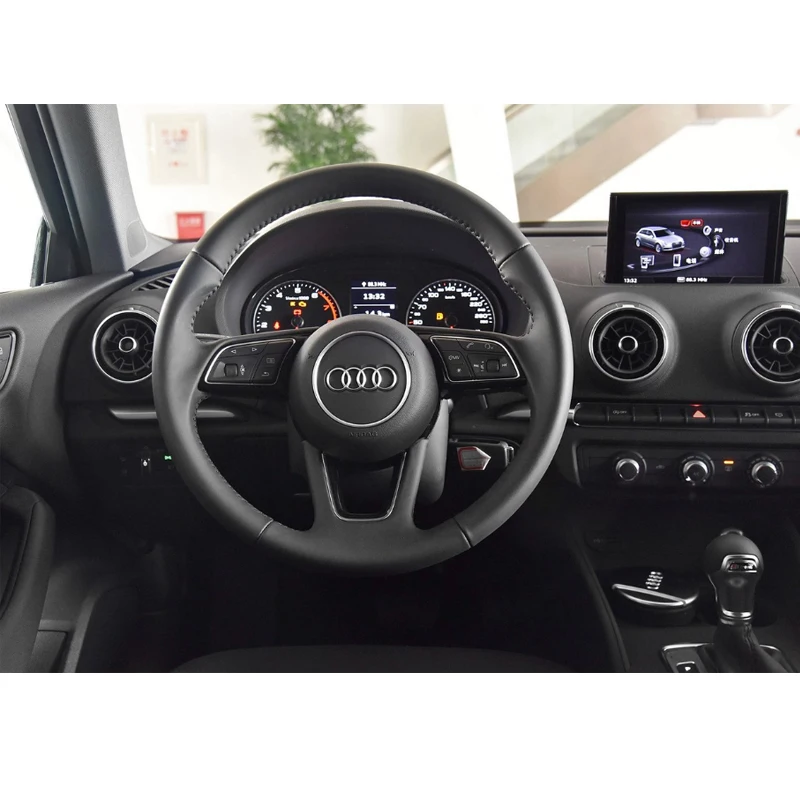 Suitable for Audi A3 S3 RS3 8v.5 2017 2018 2019 replacement carbon fiber or leather steering wheel Modification and upgrade