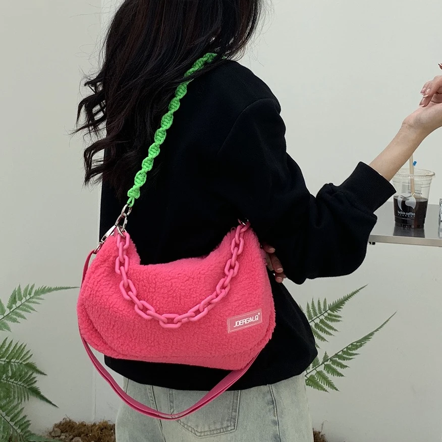 

Plush Wool women shouler bags Braided strap female messenger bags Light weight Gym Bag handbag panelled chain Axillary bags