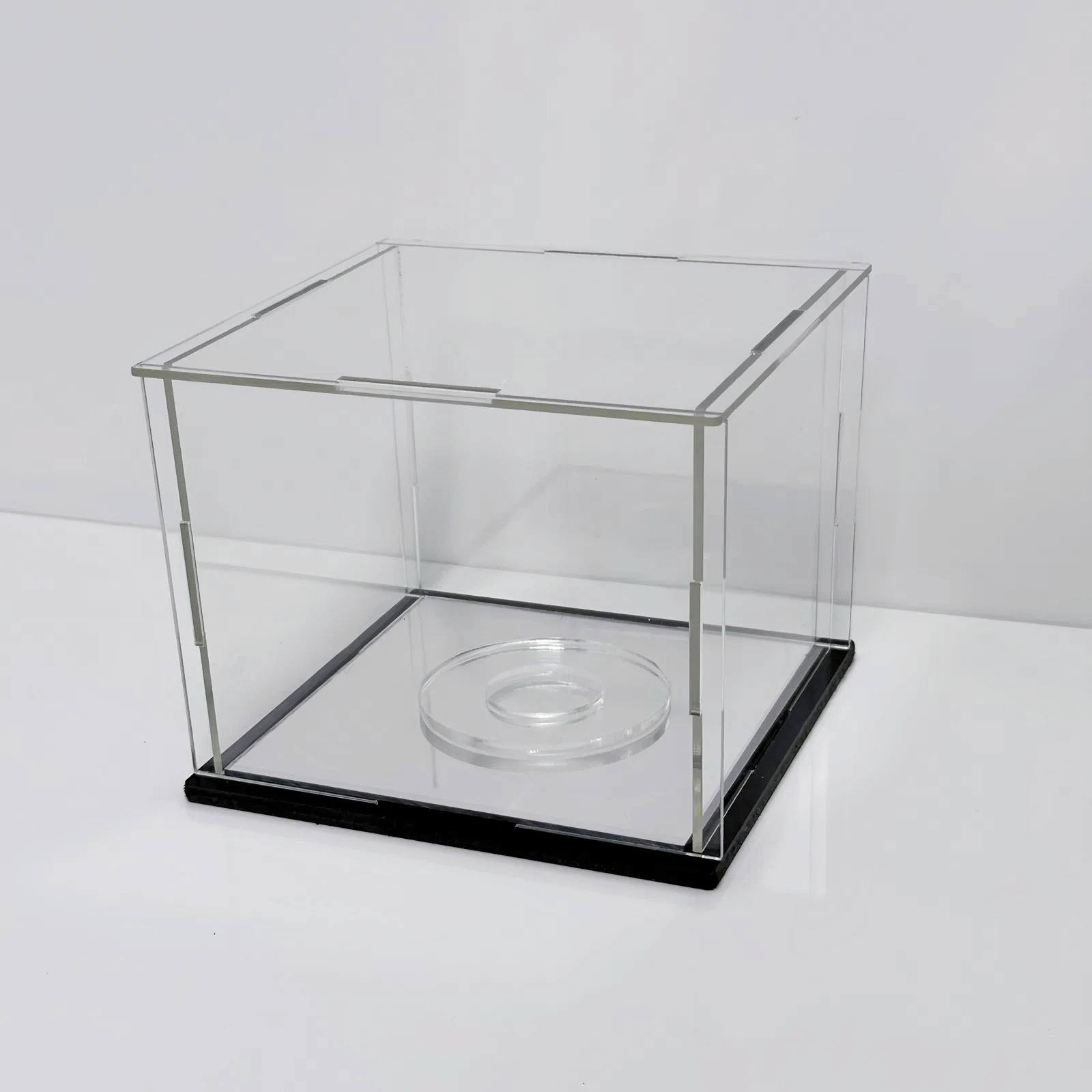 1 Acryl-Montage-Vitrine, Vitrine für Fußball- und Basketball-Sammlerstücke, (Kostenloser runder Sockel als Zubehör * 1) – Detail 6