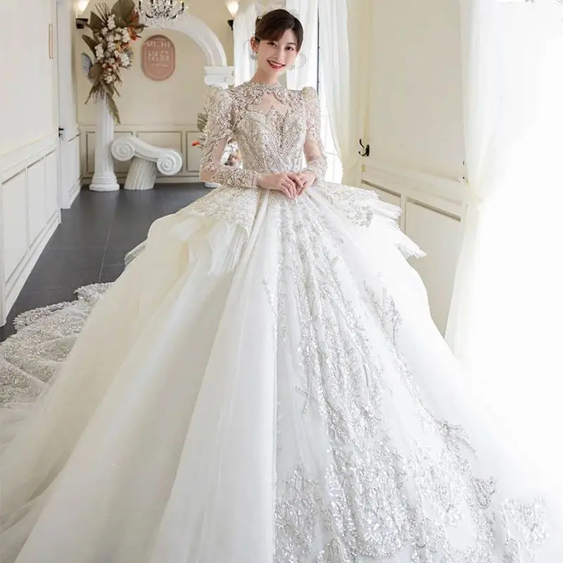 

Main wedding dress Palace style 2023 new bridal style retro Princess Heavy Industry senior dress small size big train