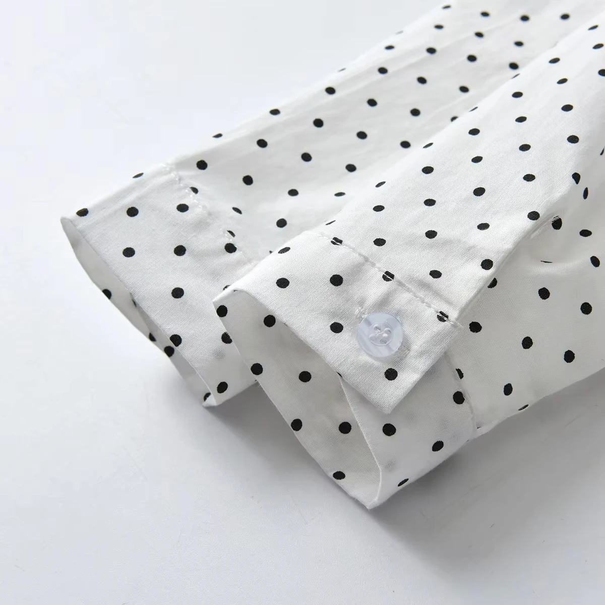 Polka-Dot-Hemd für Jungen, langärmelig, mit Knöpfen, lässiges Oberteil für den Alltag, Baby- und Kinderkleidung, 1–7 Jahre, Kinderkleidung für Frühling und Herbst. – Detail 5