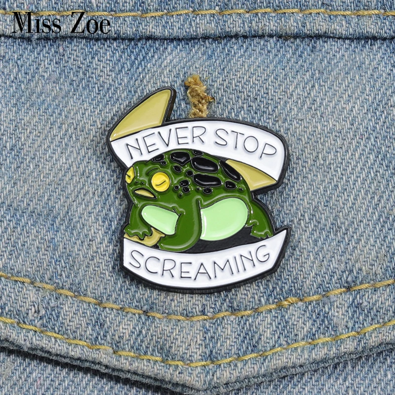 Never Stop Screaming Enamel Pins Custom Screaming Frog Brooches Lapel Badges Animal Funny Jewelry Gift for Kids Friends