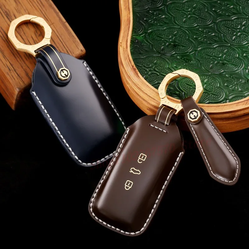 

High-End Personality Genuine Leather Key Case Cover Protective Shell Bag Keychain For Volkswagen VW Touareg 2022 Car Accessories