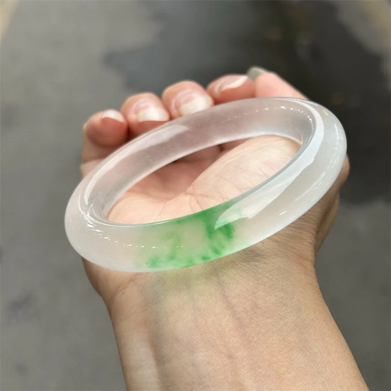 Bracelet à fleurs vertes naturelles à haute glace, classique et simple