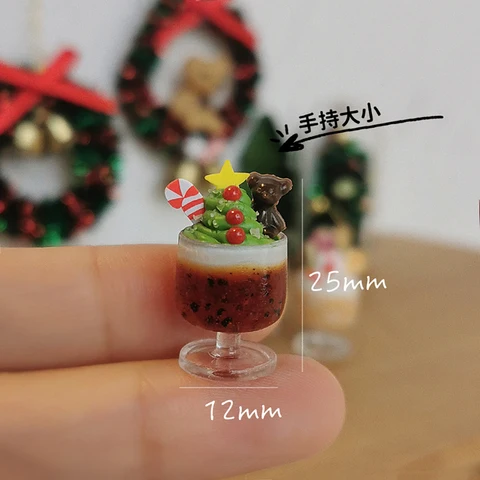 Миниатюрный рождественский мишка с мороженым для кукол Snoedoll