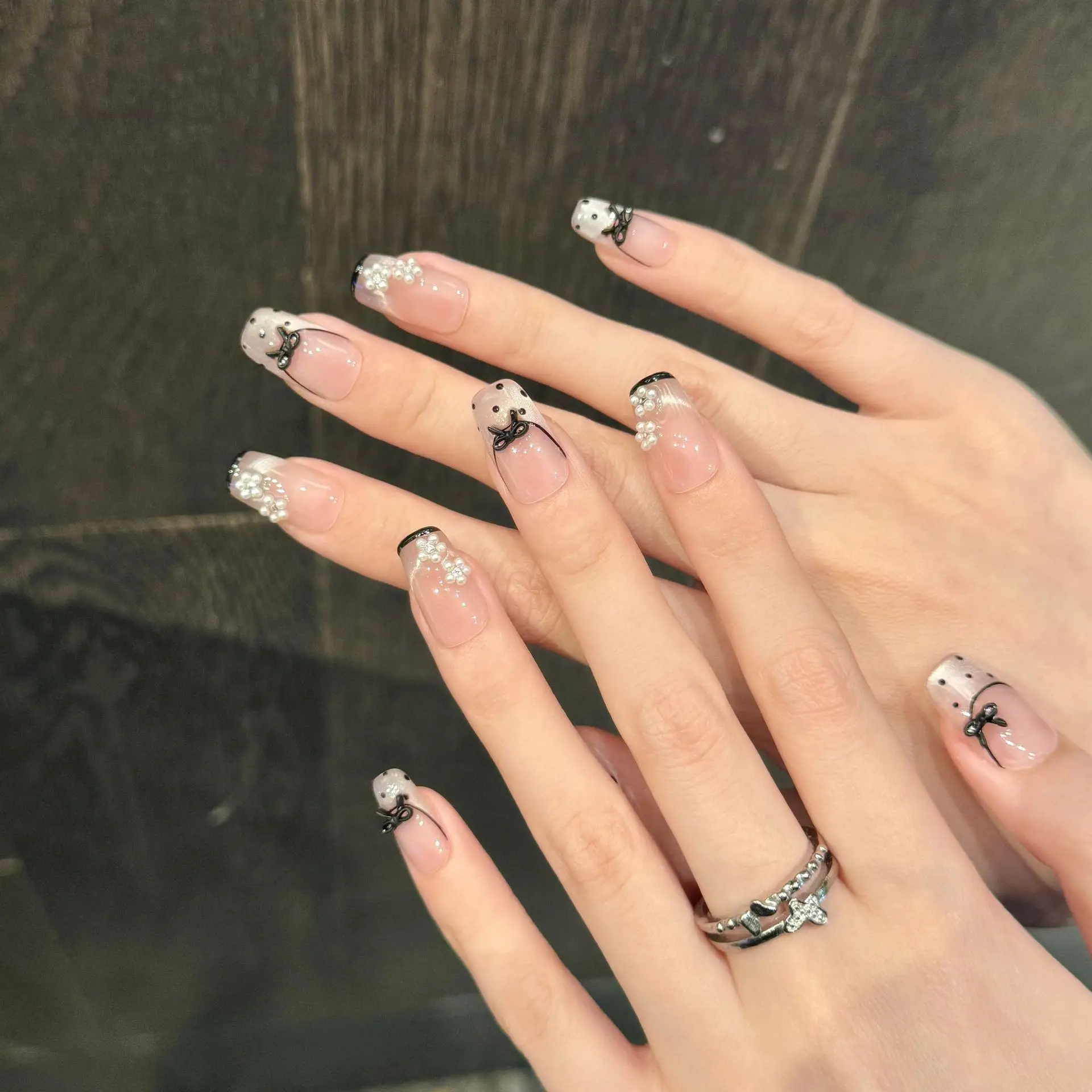 10pcs Ballerina Wearable Handmade False Nails Pink Cat's Eye Wave Point French Fake Nails Black Bowknots Decor Press On Nail