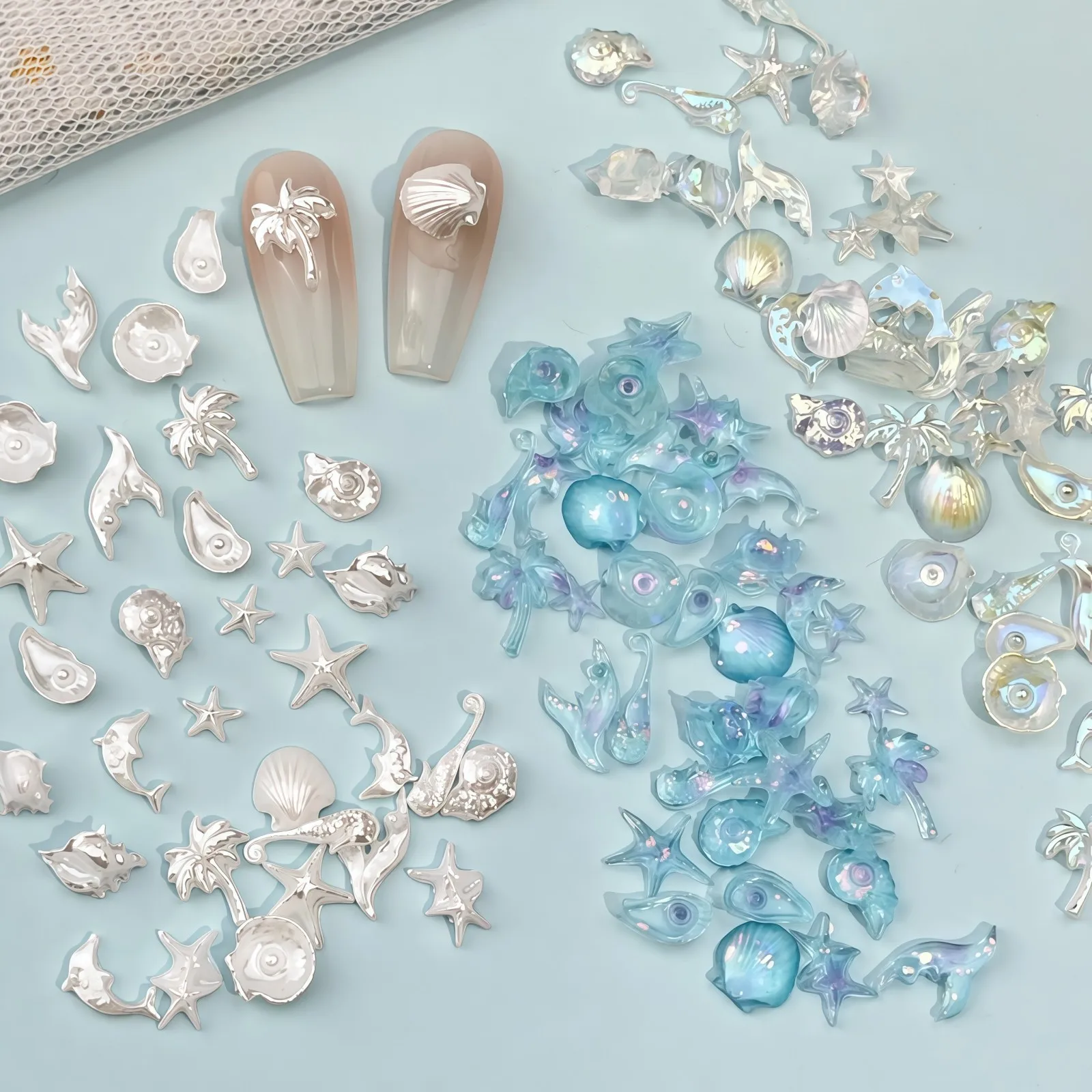 50PCS Dreamy Blue Sea Series Resin with Shell  Seahorse Conch Mermaid Tail Gentle Ocean Keychain For Nail Art Embellishers