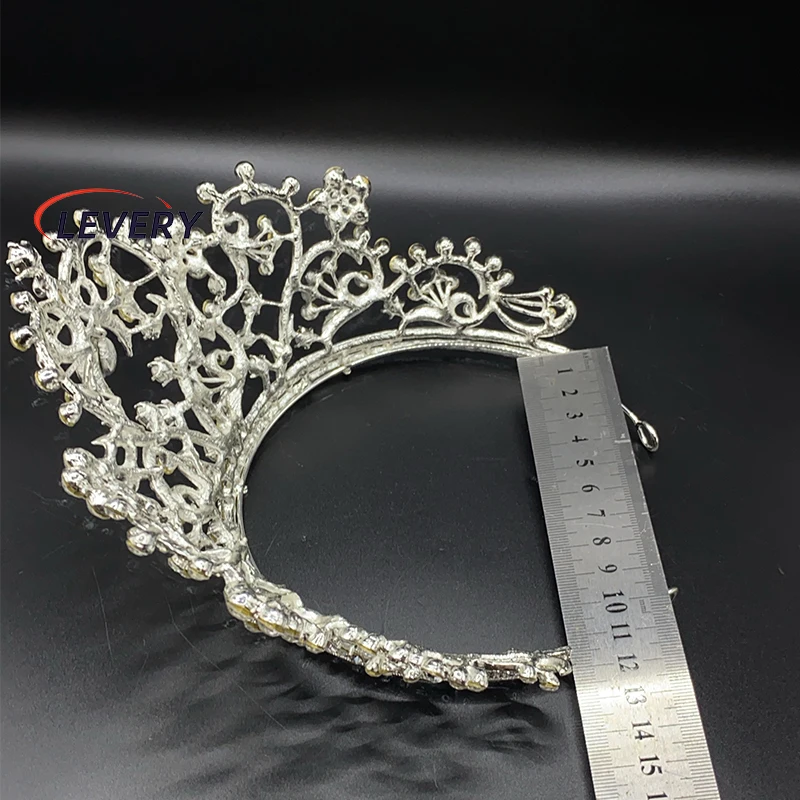 Levery Crystal Tiaras and Crowns for Women Rhinestone Headpiece Birthday Princess Crown