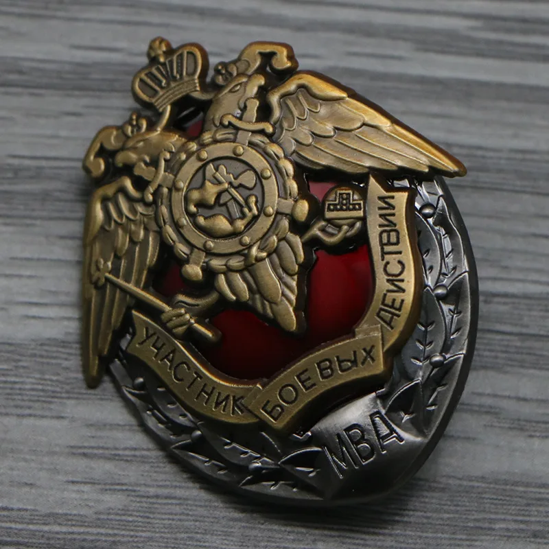 Russian Cheka Medal Soviet Security Double-headed Eagle Lenin Internal Guard Medal, Film and Television Props