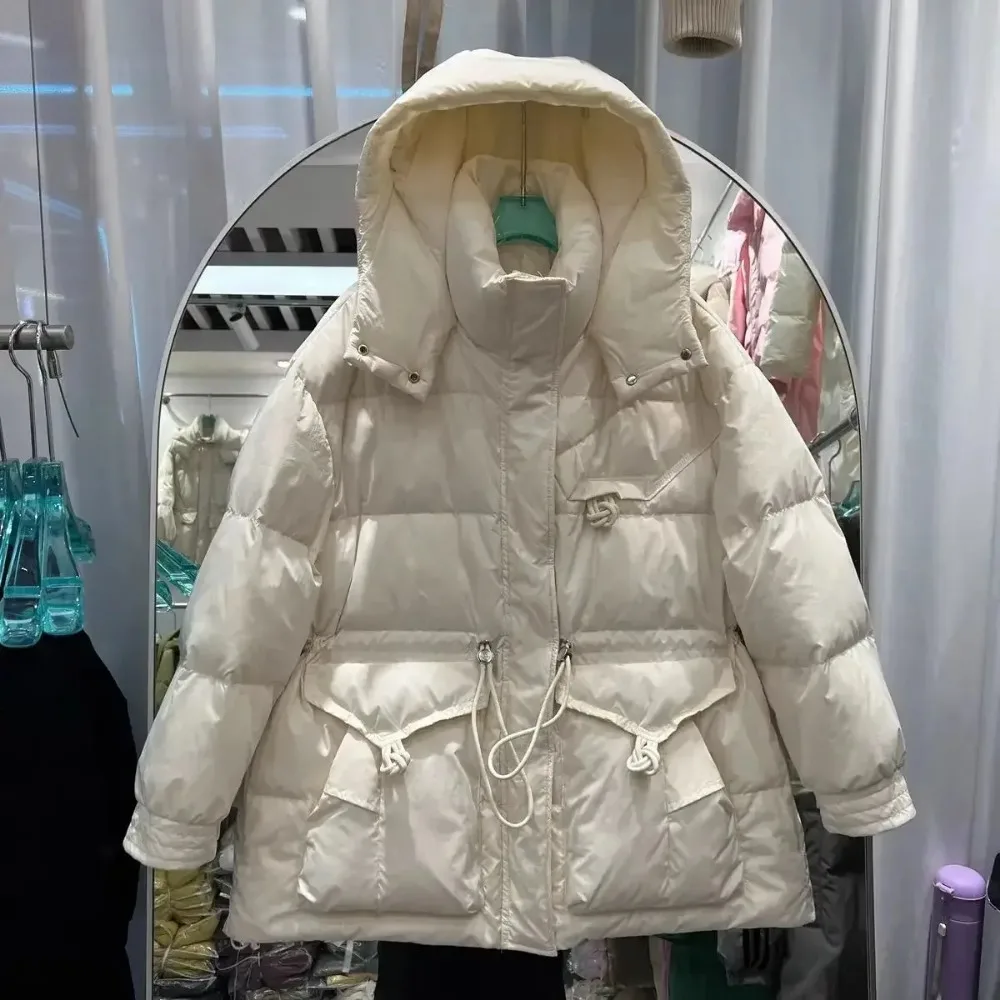 Down Jacket Women Fashionable Winter Down Jacket 2024 New Loose Fitting Hood Thickened High-end Feel Waisted White Duck Coat