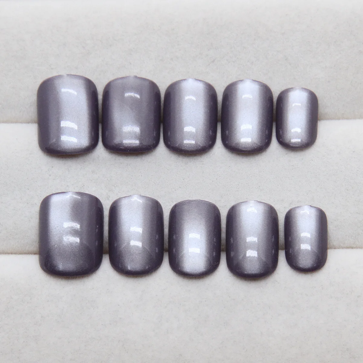 24개입 페이크 네일 쿨톤 그레이-퍼플 캣아이 스윗 미니멀리스트 숏 스퀘어 프레스온 네일 팁 여성용 선물로 완벽