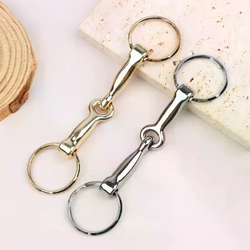 Horse Bits Hollow Jointed Mouth Snaffle Bits Keychain Alloy Keychain Single Connector Horse Bit Key Knot Snaffle Bits Keychain