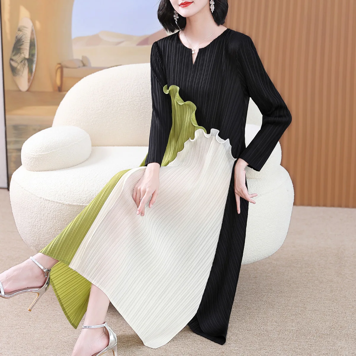 

Miyake Style Pleated Dress for Women 2023 Autumn Fashion Stitching V-neck Loose Plus Size Casual A- Line Luxury Evening Dresses