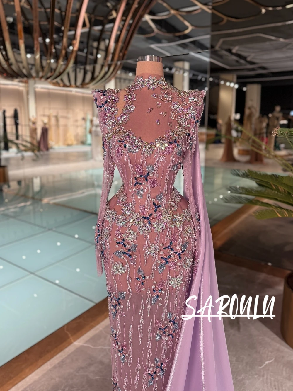 

Colorful Rhinestones Chic Evening Dress Sexy Illusion Customized High Neck Prom Gown Glitter Cut Out Formal Banquet Wear